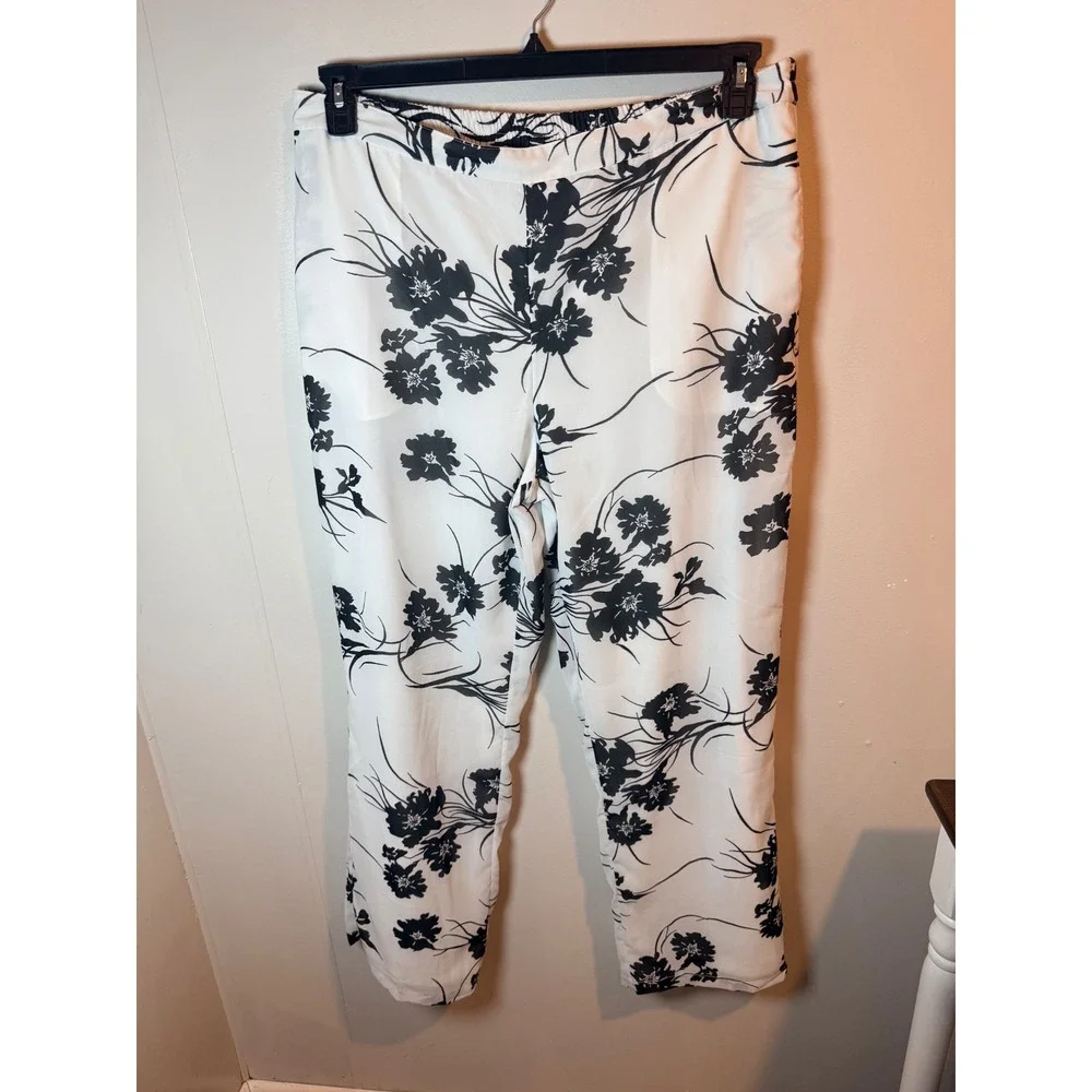 Monroe & Main Women White Black Floral Wide Leg Lined Career Pants Plus Size - Picture 2 of 9